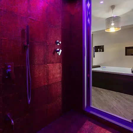Scenari - Luxury Pensión 3*